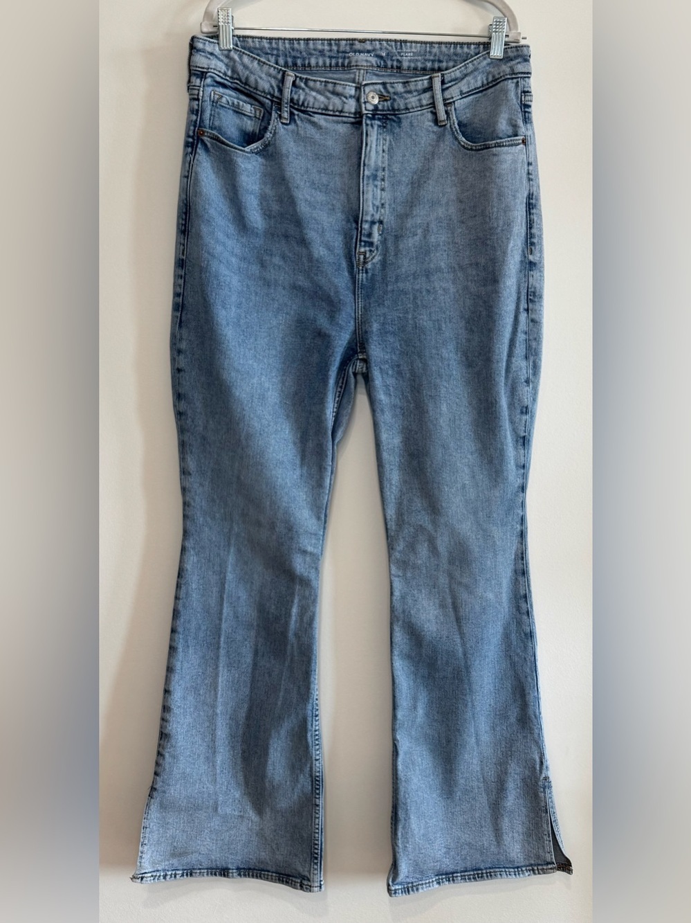Old Navy Women’s Higher High Rise Flare Split Hem Detail Size 16